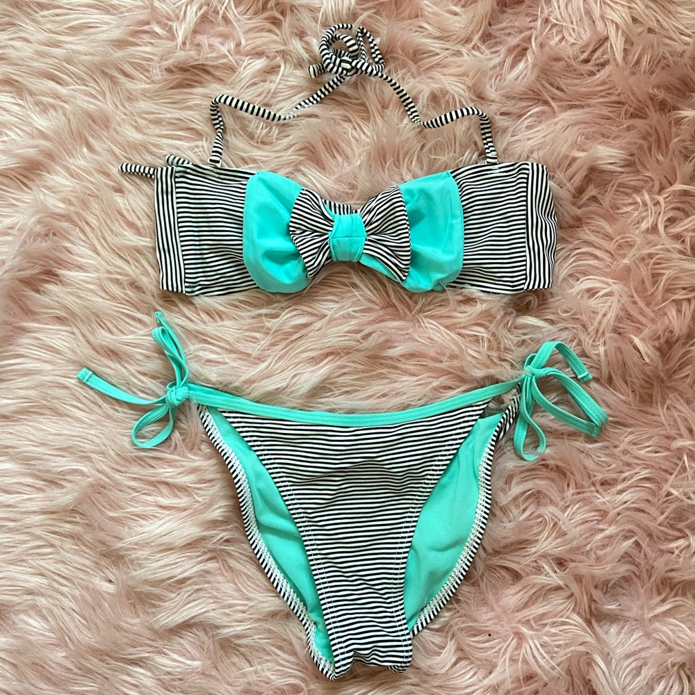 Bikini size Small